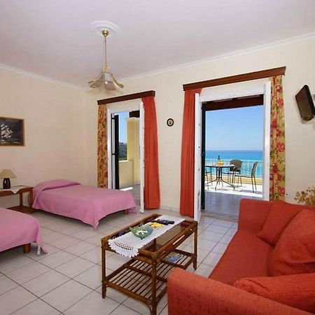 Natalia Apartment B With Panoramic Sea Views Of Agios Gordios Bay Екстериор снимка