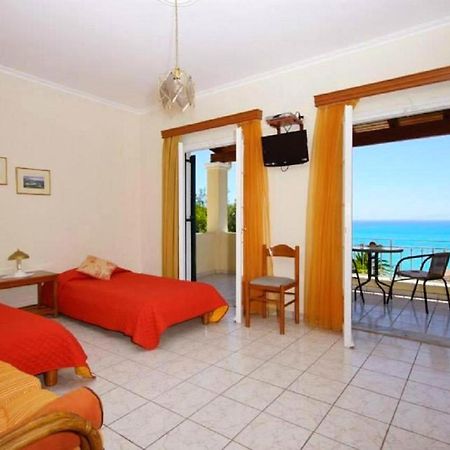 Natalia Apartment B With Panoramic Sea Views Of Agios Gordios Bay Екстериор снимка