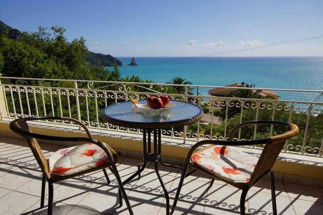 Natalia Apartment B With Panoramic Sea Views Of Agios Gordios Bay Екстериор снимка