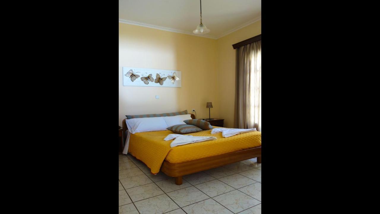 Natalia Apartment B With Panoramic Sea Views Of Agios Gordios Bay Екстериор снимка