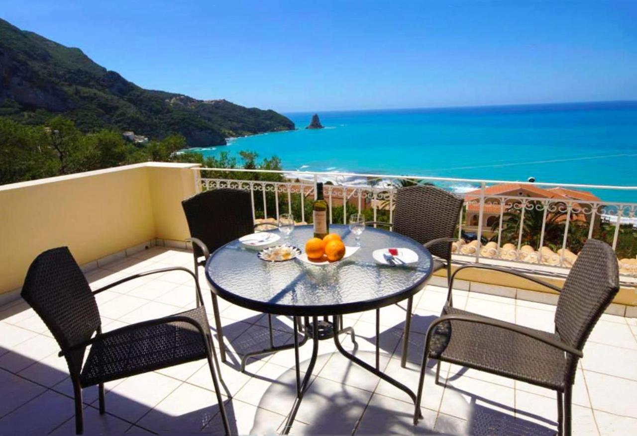 Natalia Apartment B With Panoramic Sea Views Of Agios Gordios Bay Екстериор снимка