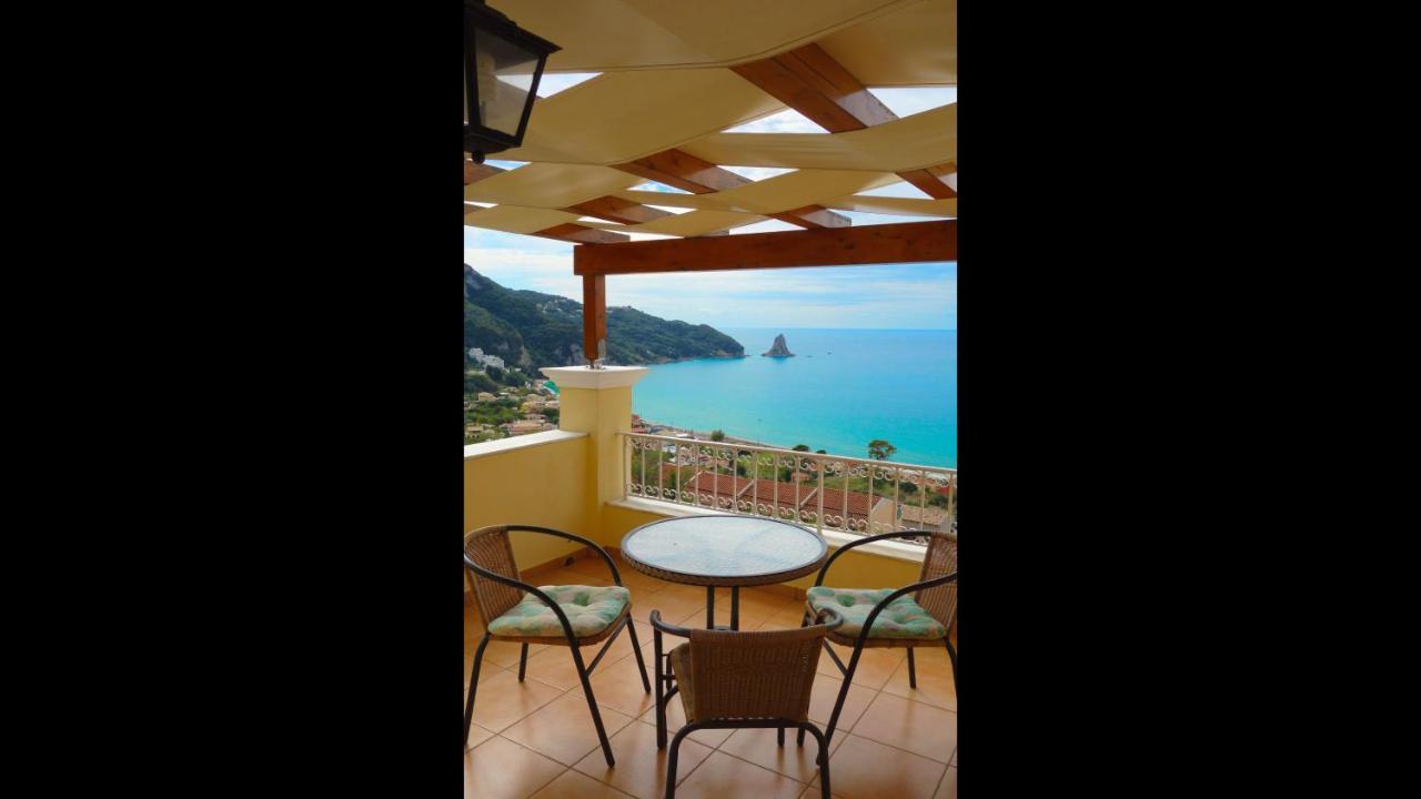 Natalia Apartment B With Panoramic Sea Views Of Agios Gordios Bay Екстериор снимка