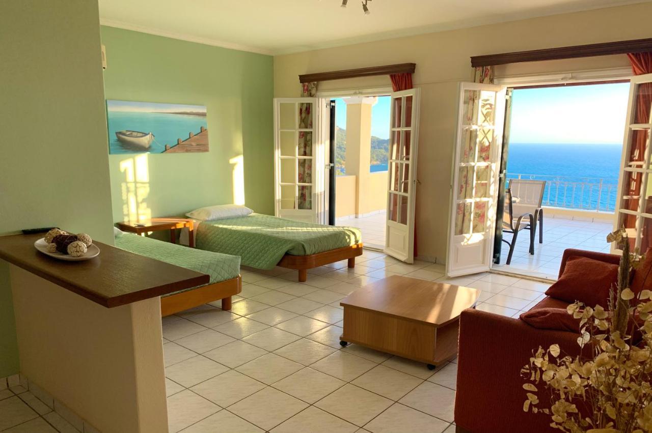 Natalia Apartment B With Panoramic Sea Views Of Agios Gordios Bay Екстериор снимка